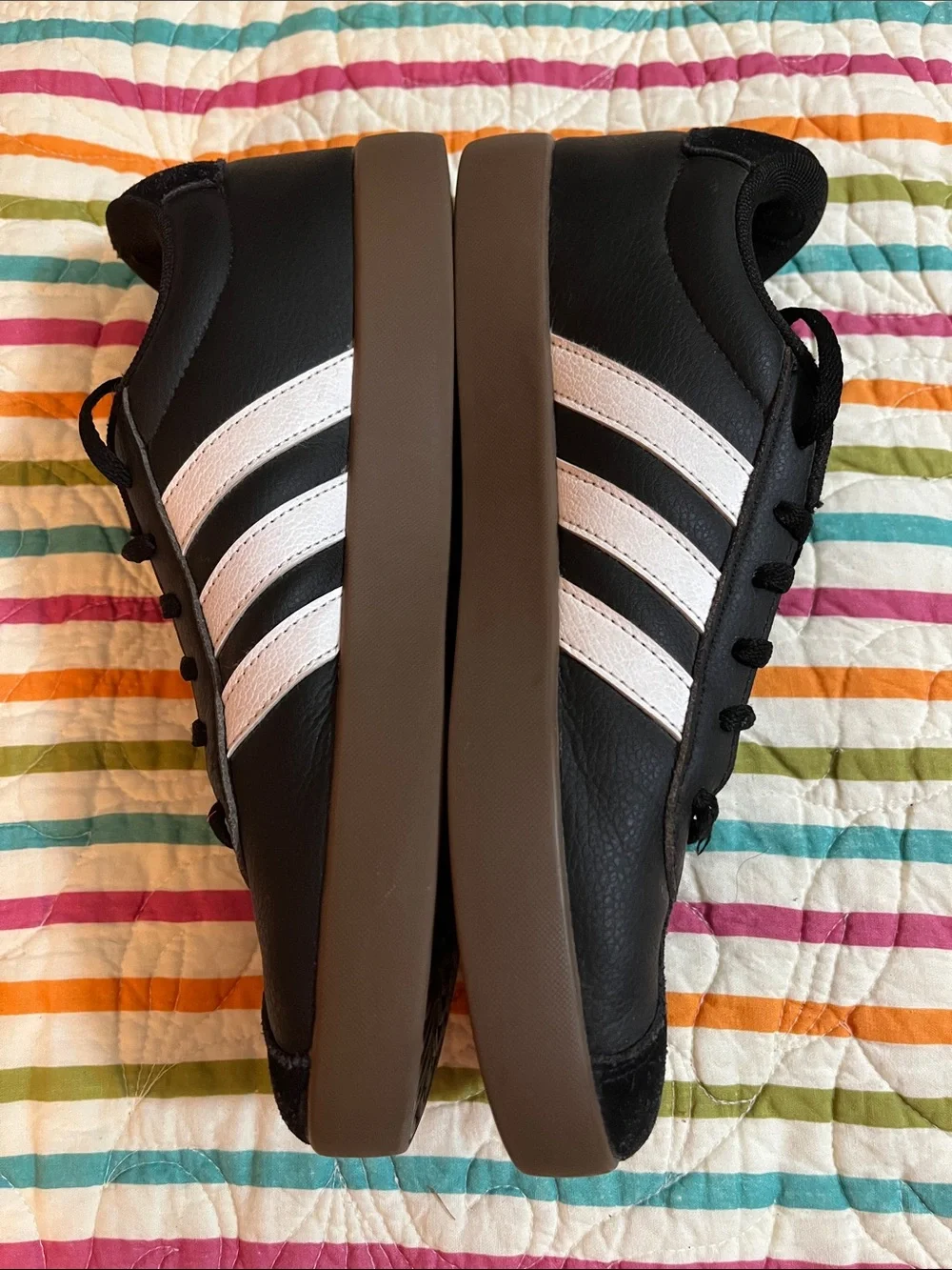 Classic youth Adidas Samba size 6